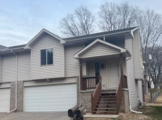 2613 N 103rd Ct, Omaha, NE 68134