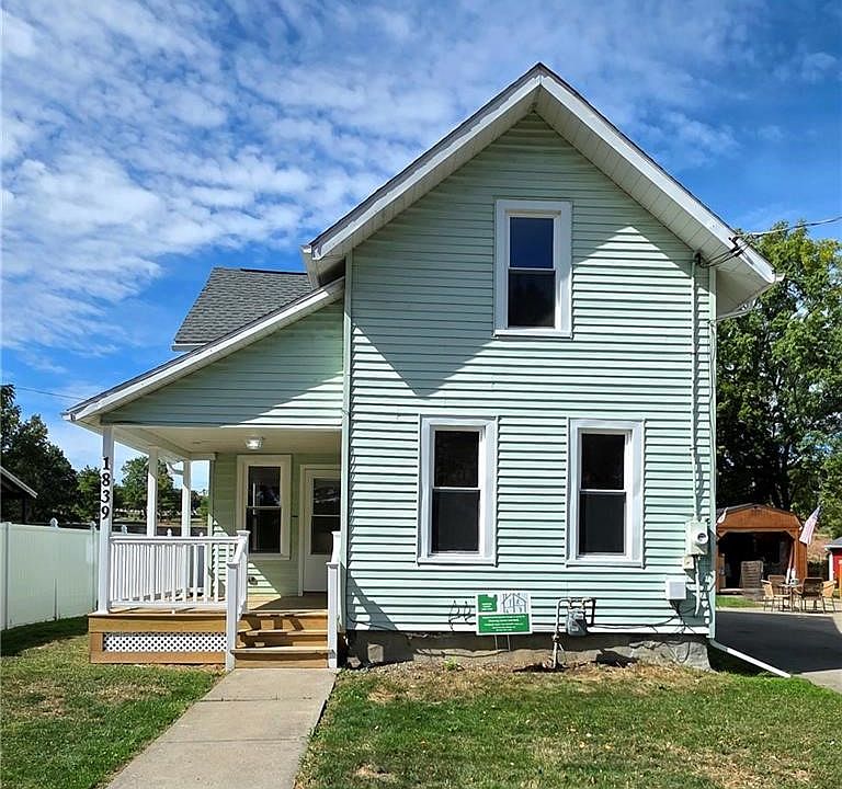 1st image of 1839 Davis St