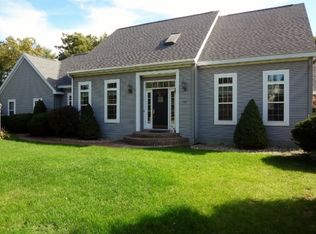 1410 Brookshire Dr, Plover, WI 54467