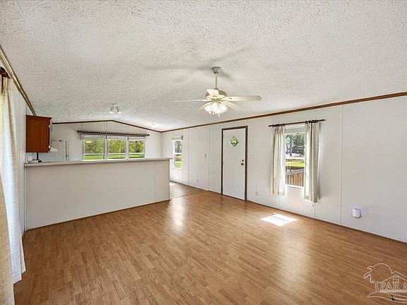 4th image of 4104 Adams Rd