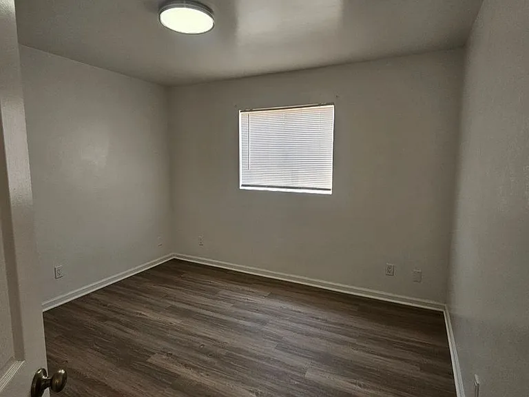 1715 E. Pepper Circle — Photo 45