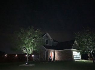 407 Cobblestone Dr, Jarrell, TX 76537