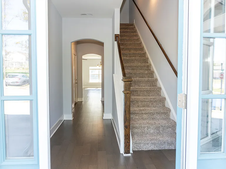112 Cordail St — Photo 3
