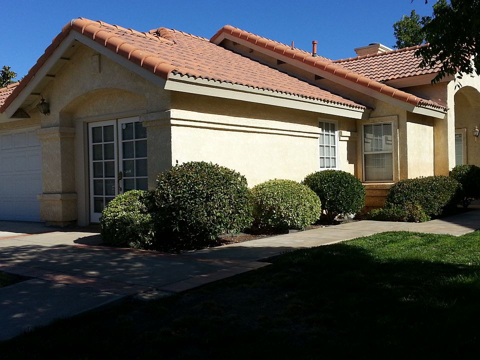 1st image of 1829 Mesa Dr