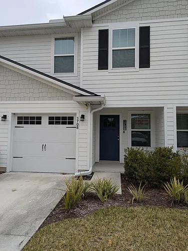 1708 Cocoanut Dr Photo 1