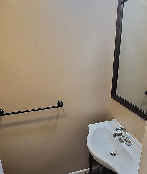 423 N Mount Vernon Cir — Photo 17