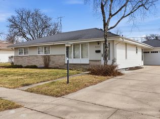 5222 Mead ROAD, Greendale, WI 53129