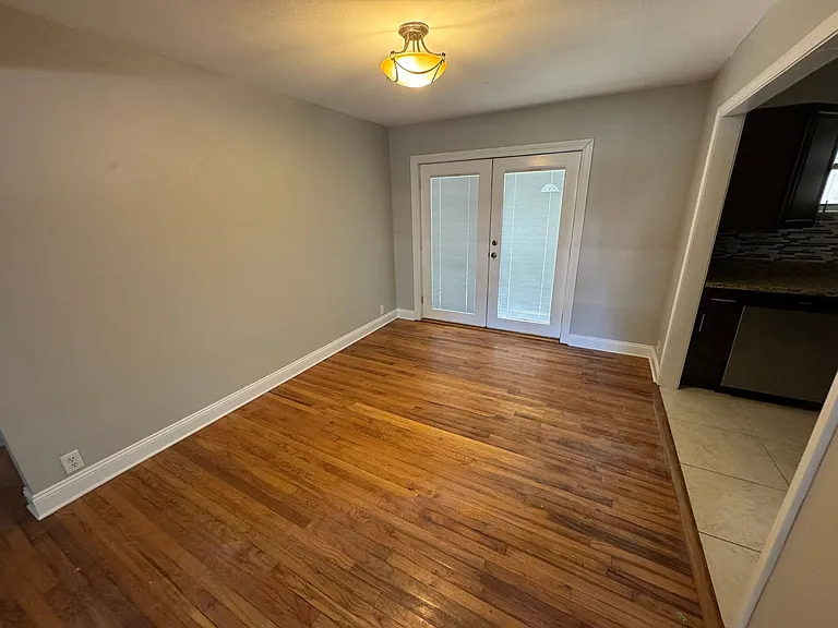 119 Judith Dr — Photo 5