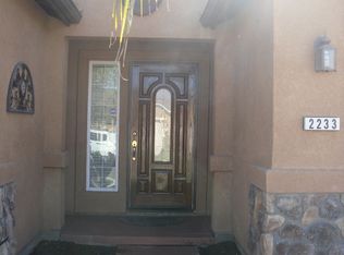 2233 E Chestnut Ct, Visalia, CA 93292