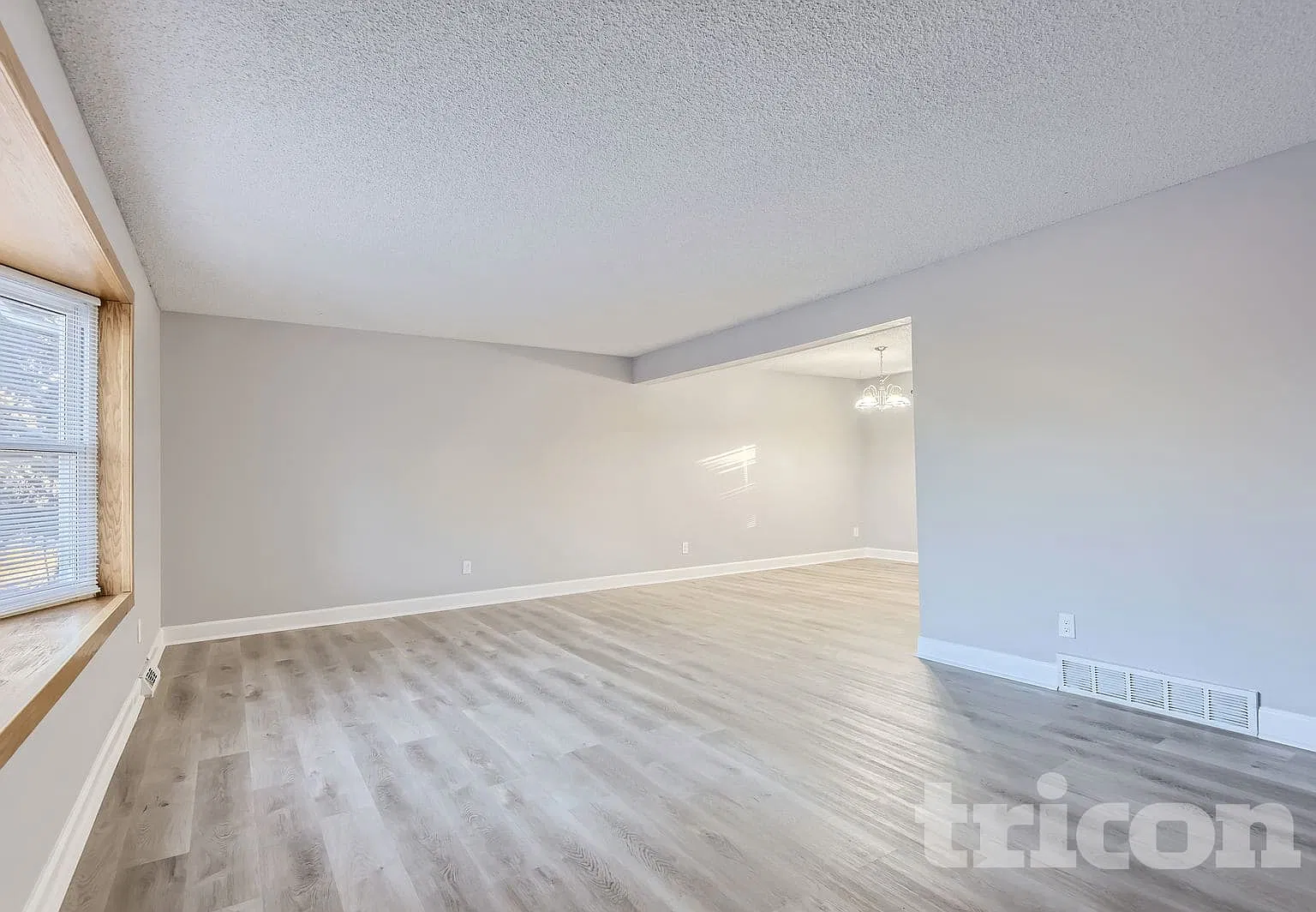 13657 Omega Circle Littleton CO — Photo 4