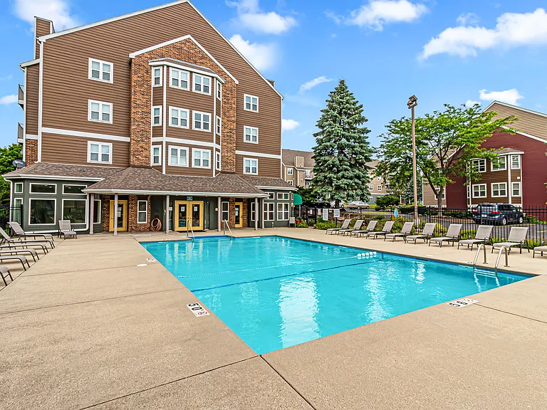 Maple Grove Apartments — Photo 10