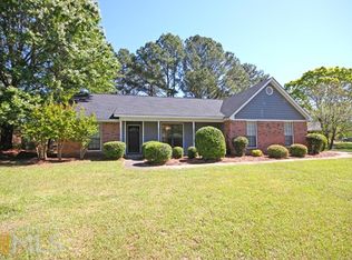 306 Bowen Dr, Warner Robins, GA 31088