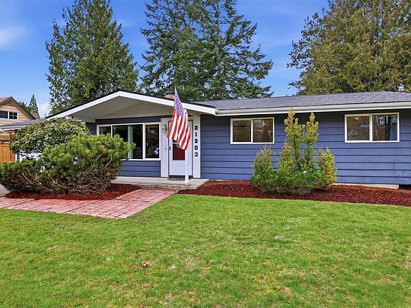 3rd image of 21203 100th Avenue SE