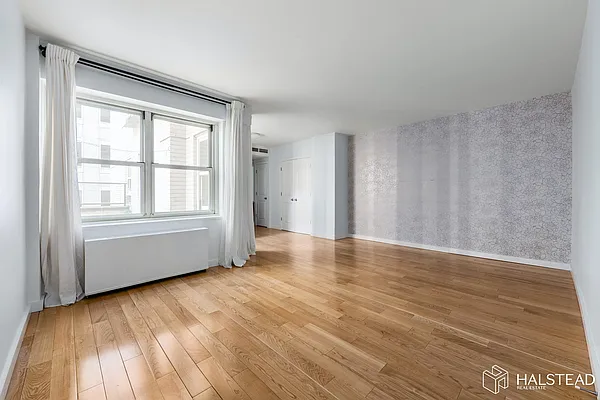 Rented by Halstead Real Estate | media 22