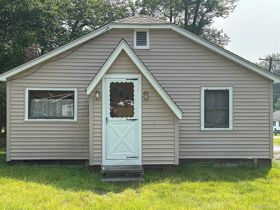 1st image of 13 E Pierce Avenue