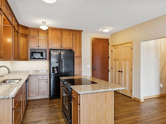 4th image of 101 Saint Olaf Ave Unit 303