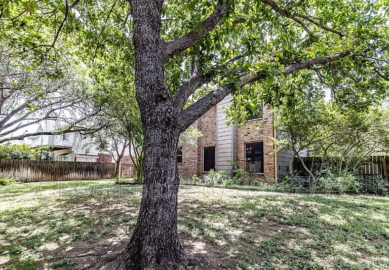 417 Sunrise Canyon Dr — Photo 36