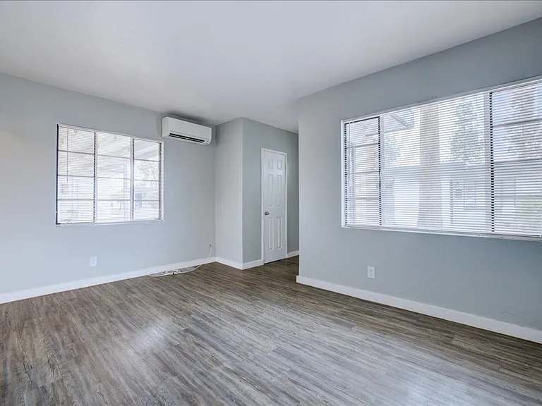 2116 N Forgeus Ave #A — Photo 6
