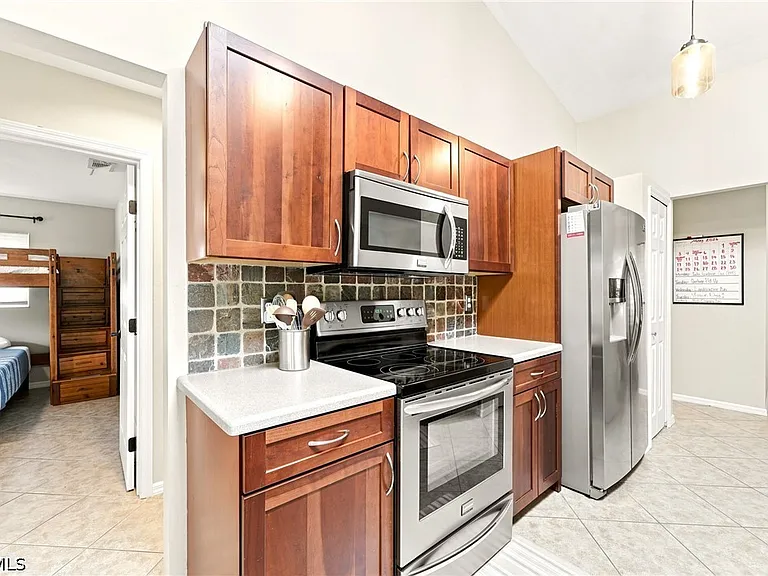18918 Cypress View Dr — Photo 8