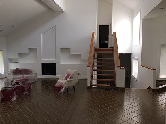 4th image of 135 Victoria Pl