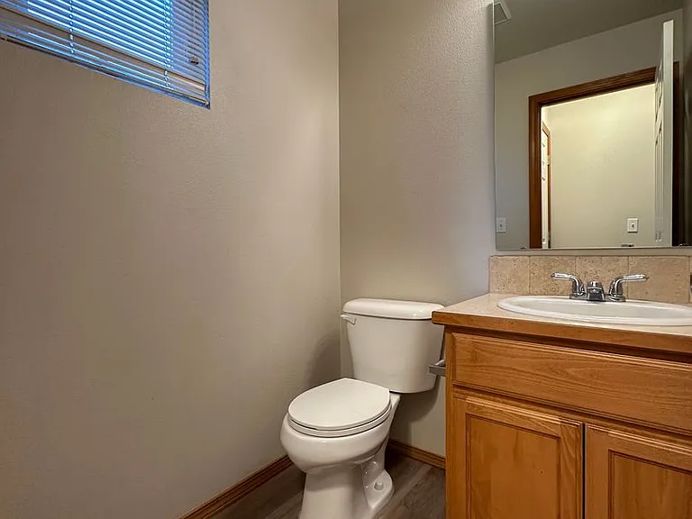 3706 W 19th Ct — Photo 9