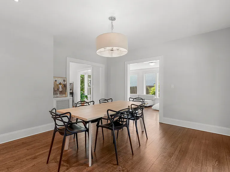 22 Vanderburgh Ave — Photo 12