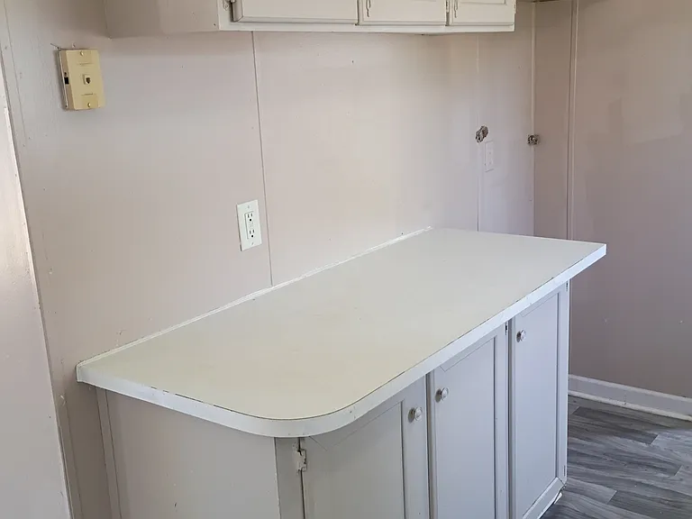 710B S Walnut St — Photo 6