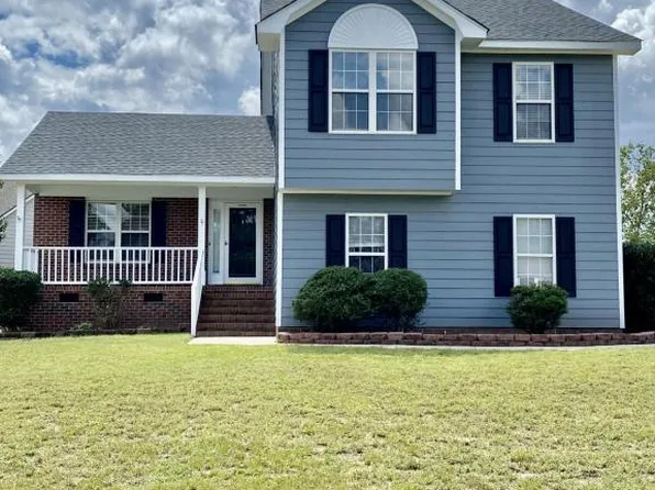 4804 Miranda Dr, Hope Mills, NC 28348