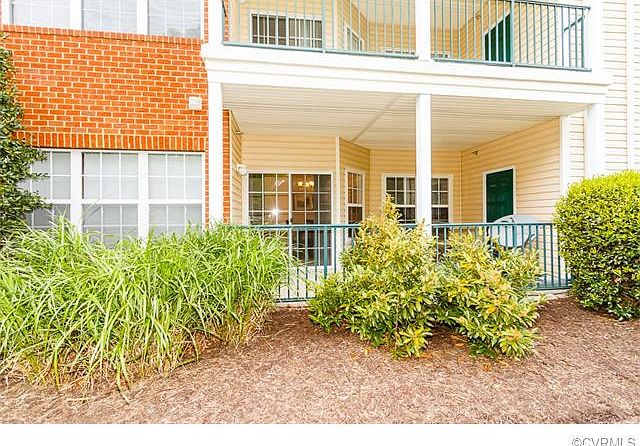 1st image of 9421 Links Ln APT B