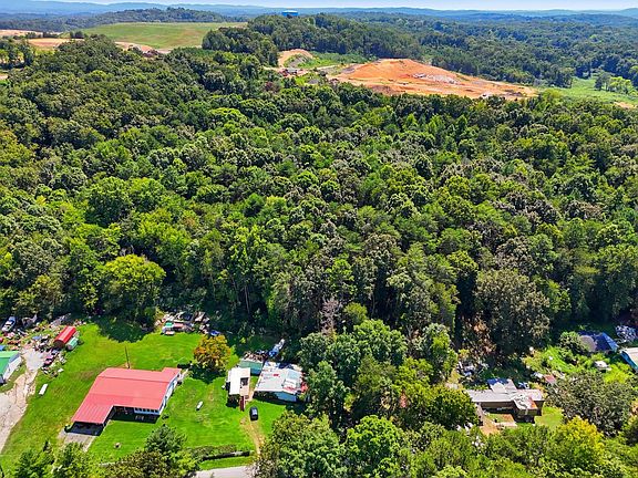 4th image of 6322 Massengale Hollow Rd
