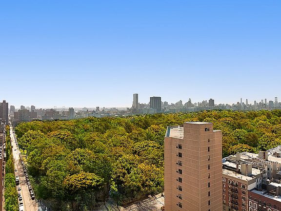 3rd image of 321 W 110th St APT 20C