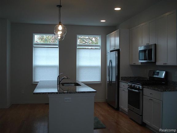 5th image of 513 Midland Blvd