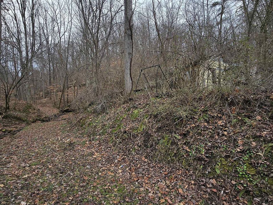 2nd image of 159 Apple Hollow Rd