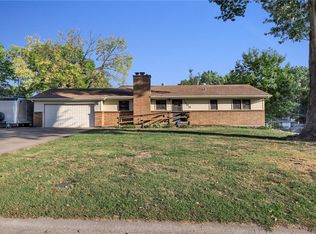 1600 NE 76th Ter, Gladstone, MO 64118