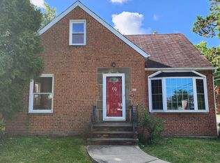 3860 Warrendale Rd, South Euclid, OH 44118