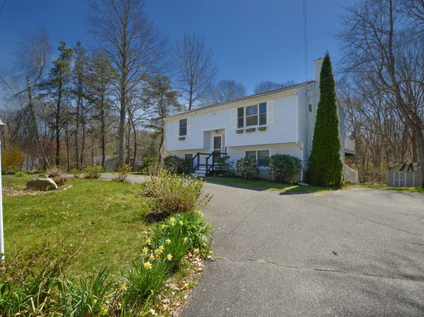 27 Althea Road, North Falmouth, MA 02556