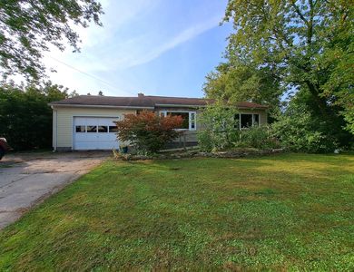 1016 E 6th Ave, Sault Sainte Marie, MI, 49783