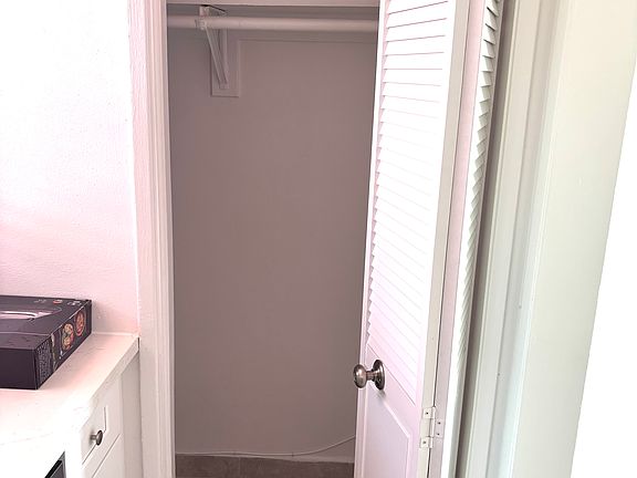 5th image of 7101 Alabama Ave APT 11