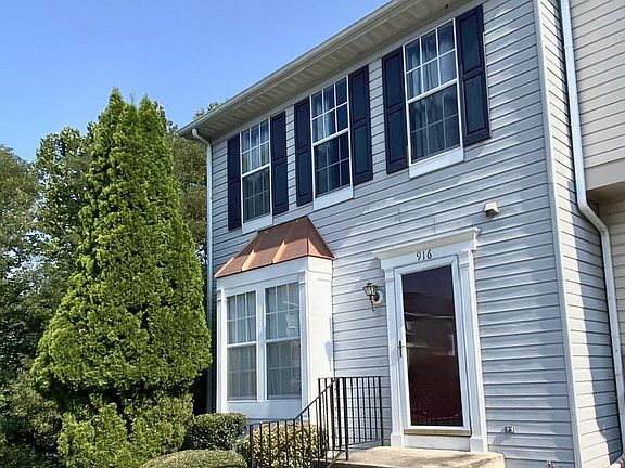 2nd image of 916 Glen Falls Ct