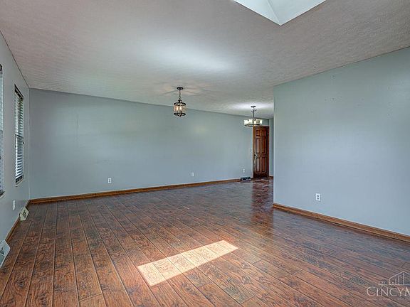 2nd image of 5268 Dellbrook Dr