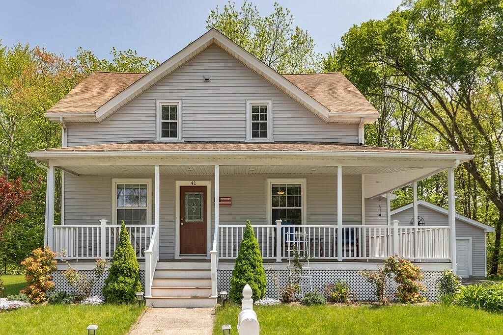 41 Pleasant St, Bellingham, MA 02019 Zillow