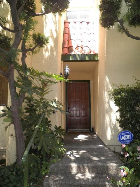 1st image of 124 W Alamar Ave APT 3