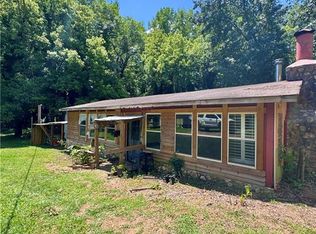 81 Hughes Dairy Rd SE, Lindale, GA 30147