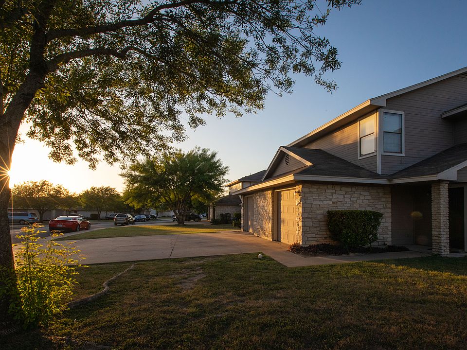 Rock Springs Duplexes 1338 Christopher Ave Round Rock TX Zillow
