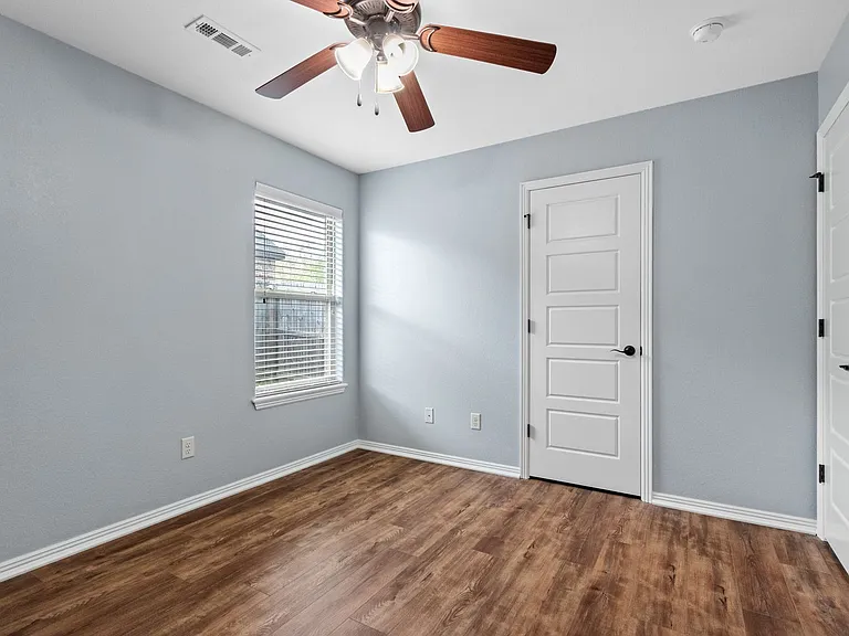 1166 S Blue Willow Ave — Photo 20