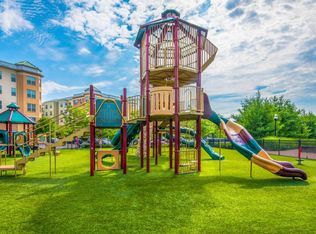 8 Quarry Ln APT 1403, Malden, MA 02148