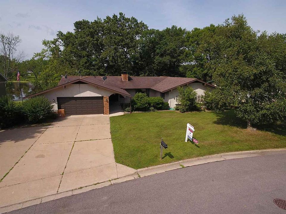 114 W Monroe St, Mauston, WI 53948 Zillow