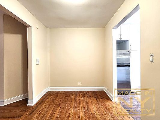 4th image of 50-01 39th Ave #S12