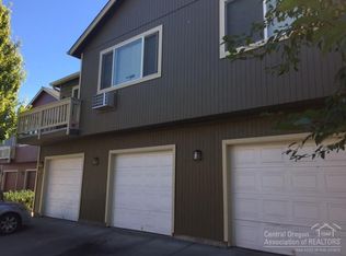 2035 SW Canyon Dr, Redmond, OR 97756