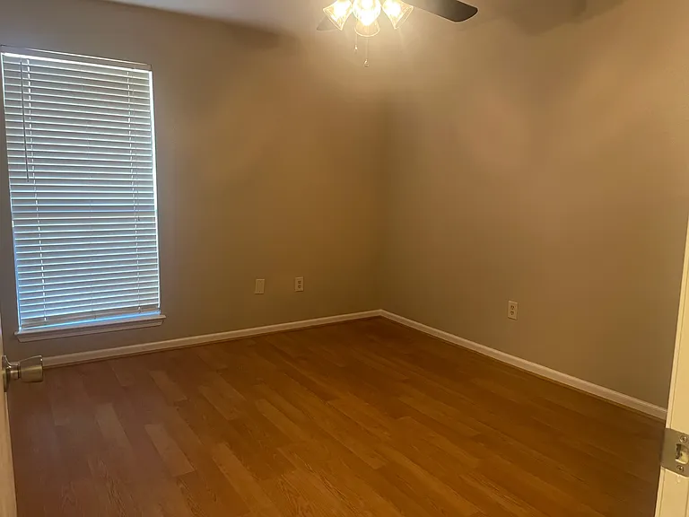 227 Heatherwood Dr — Photo 8